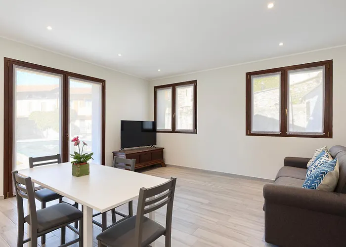 Casa Noce With Pool Dom wakacyjny